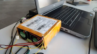 Jarek_P - Gdy wentylator w służbowym laptopie niedomaga, a targety gonią :)

#elekt...