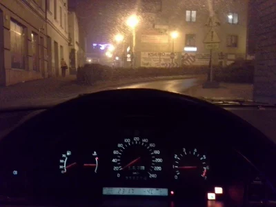 Damasweger - Wczorajszy #nightdrive

#samochody #motoryzacja #volvo