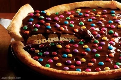 Lookazz - Zjedlibyście pizzę z czekoladą i M&M's?