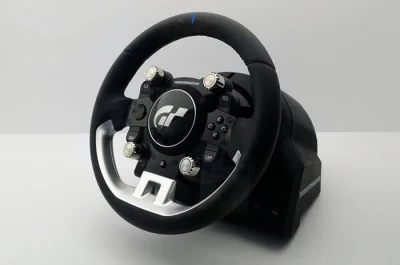 fajazdrowia - thrustmaster niedługo wypuszcza taką kiere do #ps4 #symulatory #simraci...