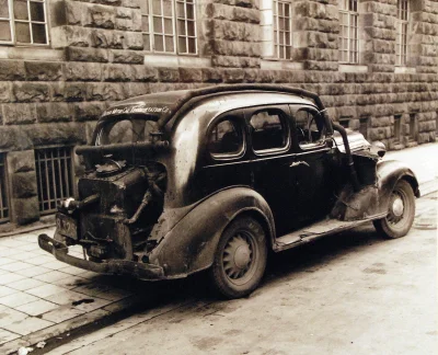 Zdejm_Kapelusz - Samochód z czasów IIWŚ w Japonii. Rok 1945.

#japonia #iiwojnaswia...