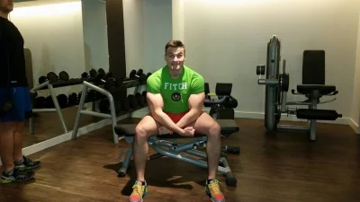 kurvvawszystkozajete - Pasha skips legs day, my friend.
#pasha