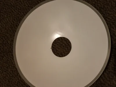 wykops2 - Mireczki jest sobie szklany klosz na plafonie sufitowym. Mleczne szklo doda...