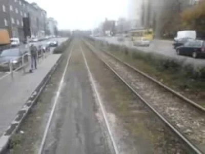 sylwke3100 - Dzisiaj znów nagrałem filmik z przejazdu tramwajem nr 7 jednak tym razem...