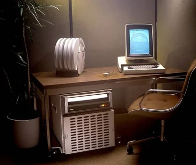 wakacjetowolnosc - Kurła kiedyś to były komputery.. 

#informatyka #programowanie #...