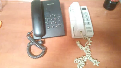 temokkor - @zenkowik: @CapaldiTheDoctor: @Jarek_P: wstawiam zdjęcie telefonów, chce t...