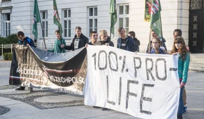 Mr--A-Veed - Wspomniałem już o skrajnych koncepcjach "aborcji na życzenie", które nie...