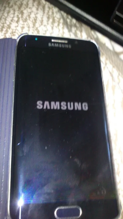 sizhahff - Mirki jest sprawa. Mam problem z telefonem a mianowicie z Samsung Galaxy S...