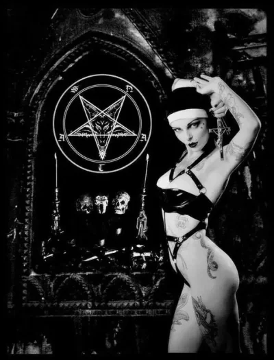 Ohmajgad - #ladnapani #zakonnice #satanizm #chrzescijanstwo #nogi #cycki #heheszki #h...