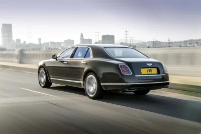 autogenpl - Bentley Mulsanne Speed. Pod maską 6¾-litrowe, podwójnie doładowane V8 o m...