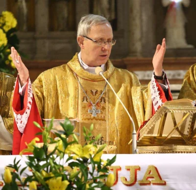 xandra - Biskup płocki Piotr Libera idzie do zakonu na pół roku. Wiadomo, że tuszował...