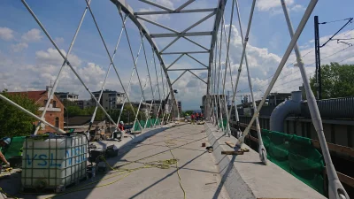 Dominik-95 - Pierwszy z trzech nowych mostów kolejowych na Wiśle już prawie gotowy. P...