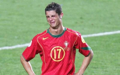 MamGlupiNick - Jakos gra tego Ronaldo nie robi furrory ostatnio #heheszki #pilkanozna...