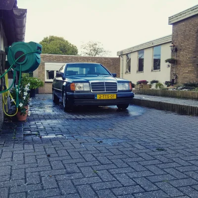 BySpeedy - Dzień jak co dzień. :D

#speedywholandii #220ce #w124 #mercedes #prawilnym...