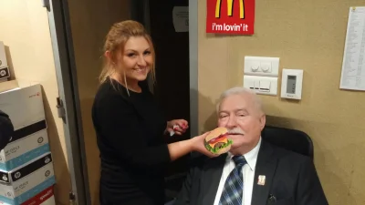 kotnaklawiaturze - @lechwalesa: Dd - I'm lovin it

(⌐ ͡■ ͜ʖ ͡■)