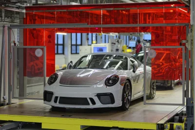 wokol_motoryzacji - Porsche 911 Speedster kończy produkcję generacji 991 i staje się ...