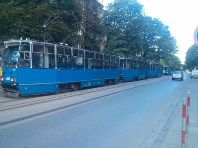 Ion_cannon - Super tramwaj bulwo!

#dziendobry #krakowzrana
