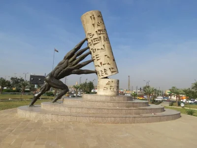 Kapitalis - Pomnik w Bagdadzie

#architektura #irak #rzezba