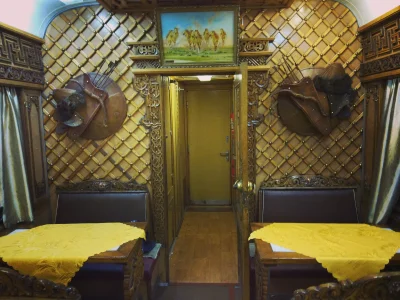 Dwadziescia_jeden - Ciekawostka. Tak wygląda wagon restauracyjny na mongolskim odcink...