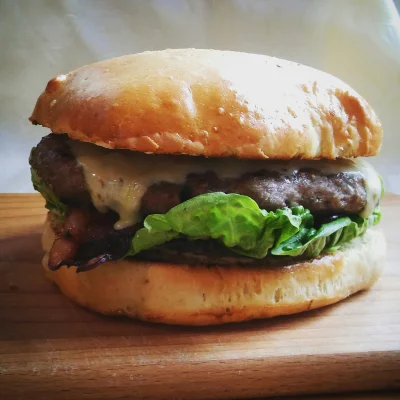 Misskiedis - Domowy burger #gotujzwykopem #chwalesie

Edit. Przepis moge dac wieczore...