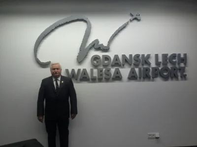 lechwalesa - Tylko pod Krzyżem tylko pod tym Znakiem Polska jest Polską a Polak Polak...