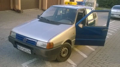 Lysy88 - #samochody #fiat #zlom #chwalesie albo #zalesie fiat uno 0.9 rok 2001 cena 7...