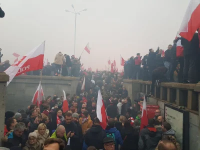 arokk - jak wysiadłem z pociągu to 40 min. czekania az krok da sie zrobic ale warto. ...