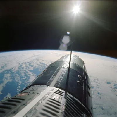 d.....4 - Nos Gemini IX-A z widocznymi dyszami RCS, 1966.

#kosmos #ziemia #gemini #k...
