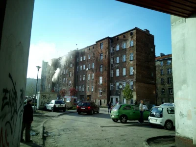 Kuziool93 - #wroclaw Trochę przypał-podwórze na Ołbinie ( ͡° ʖ̯ ͡°)