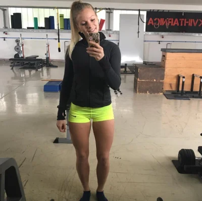 masztyrozumigodnosc - @Twinkle: te trójboistki to dopiero mutanty. picrel