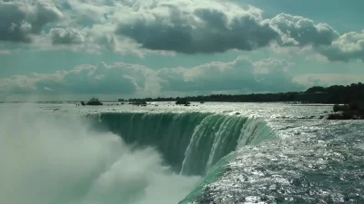 M.....o - #earthporn #Wodospad #Niagara Niagara Falls 30 klatek na sekundę ;)
LinkNi...