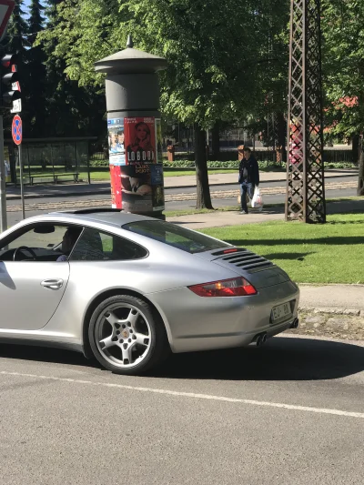 Rabusek - Przyjechałem na Łotwę i nawet tu jest łoboda... ba, koncert ma niedługo xD
...