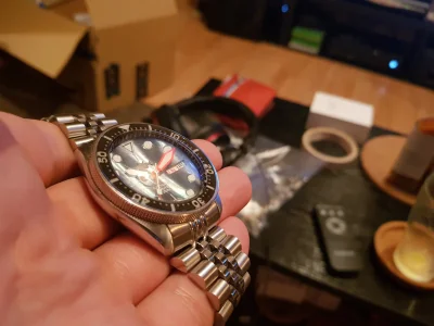 dwakotykastrowane - Zamieniłem bezel o nazwie The Redneck One na Coin Bezel w moim mo...