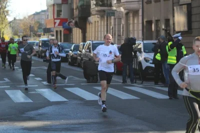 m.....n - 10km w pierwszym biegu od kwietnia. Na trasie zaliczona gleba o śrubę po ba...