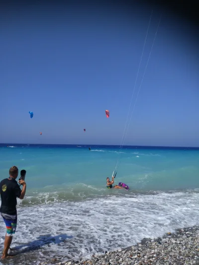 faus - Kiedyś i ja będę śmigał ,póki co obserwuje. #kitesurfing #sport #sportyekstrem...