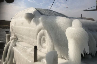 spion999 - Ktoś niefortunnie zaparkował swój samochód (Holandia, marzec 2018 r.)
#zi...