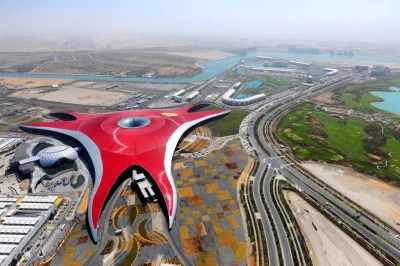 C.....e - Park Ferrari w Abu Dhabi