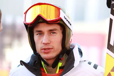 plecak00000 - -bądź Kamil Stoch
-skacz na odległość rozmiaru skoczni
-piękna, posąg...