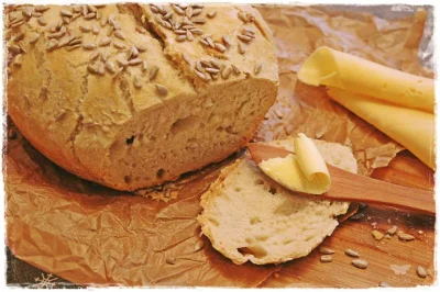 TrissMerigold - Chleb z garnka. Totalna prościzna, a jaka satysfakcja :)
#gotujzwykop...