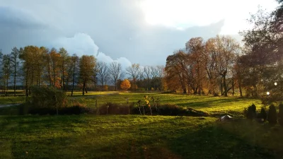 math1982 - Takie zdjęcie dzis zrobiłem,widok z salonu☺
#tapeta #earthporn #zdjecia