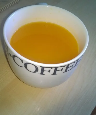 o.....y - Pół litra świeżego soku z mandarynek za niecałe 3 zł. Dzień dobry :) #sok #...