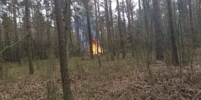 Zombo - Chyba niewiele z niego zostało, miejmy nadzieję, że pilot przeżył,

Edit: R...