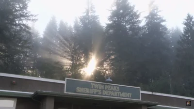 AdrianJ - Twin Peaks: The Return - Tydzień w Twin Peaks. Kulisy powstawania serialu
...