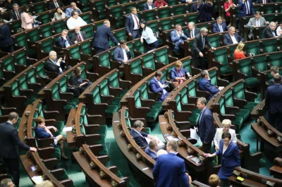 k1fl0w - Sejm uchwalił nowelizację ustawy o KRS! Opozycja nie zagłosowała.

https:/...