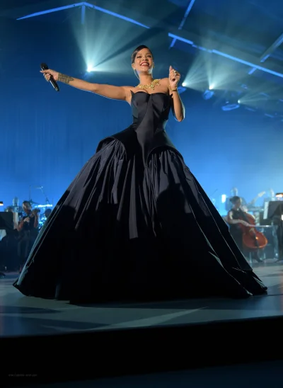 rozowyreptilianin - 2014, The First Annual Diamond Ball. #rihanna dała tu koncert z o...
