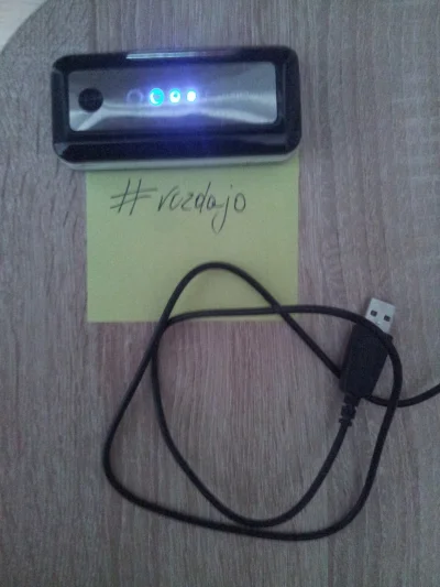 P.....r - Kupiłem sobie inny więc robię #rozdajo Powerbank 5600 mAh. Powerbank ma wbu...