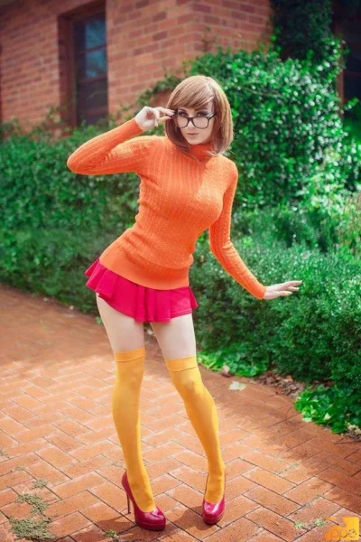 L3stko - Velma Dinkley

#cosplay #ladnapani #spodniczki #zakolanowki