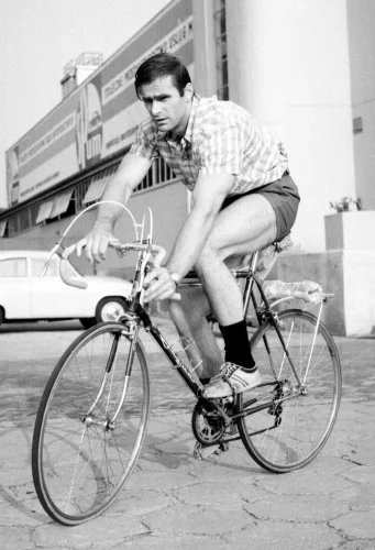 elady1989 - zgaduj zgadula - kim jest ten pan na rowerze?