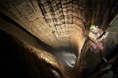 likk - Jaskinia Krubera (Jaskinia Wronia) w Abchazji (czyli kiedyś tam w Gruzji) najg...
