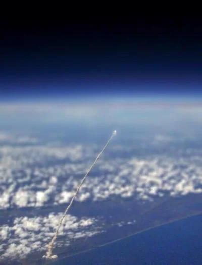 FlaszGordon - #zdjęcie #tiltshift #kosmos #ciekawostki 
Start rakiety z przylądka Ca...